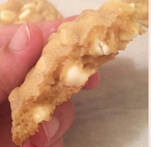 Macadamia Nut Cookies